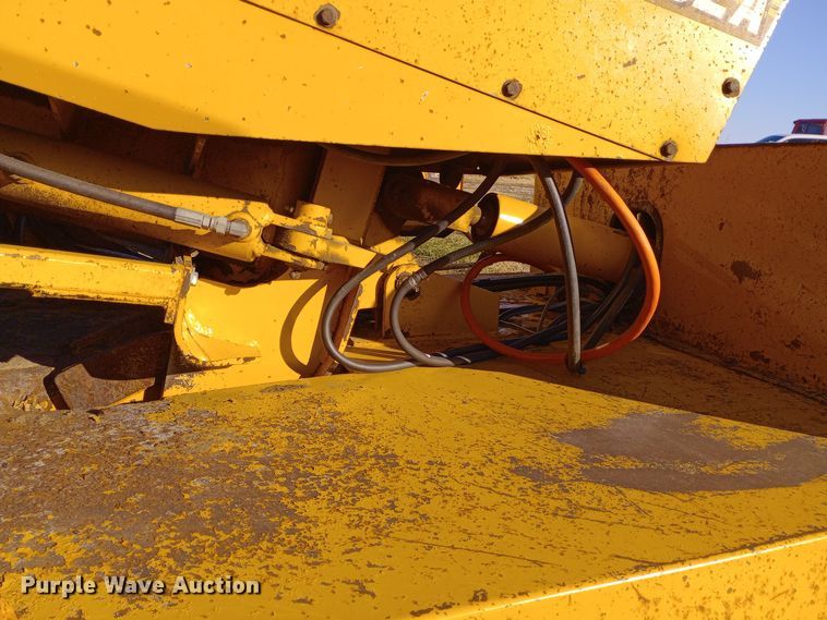 image for item DK7436 2006 Vermeer  SC1102A stump grinder