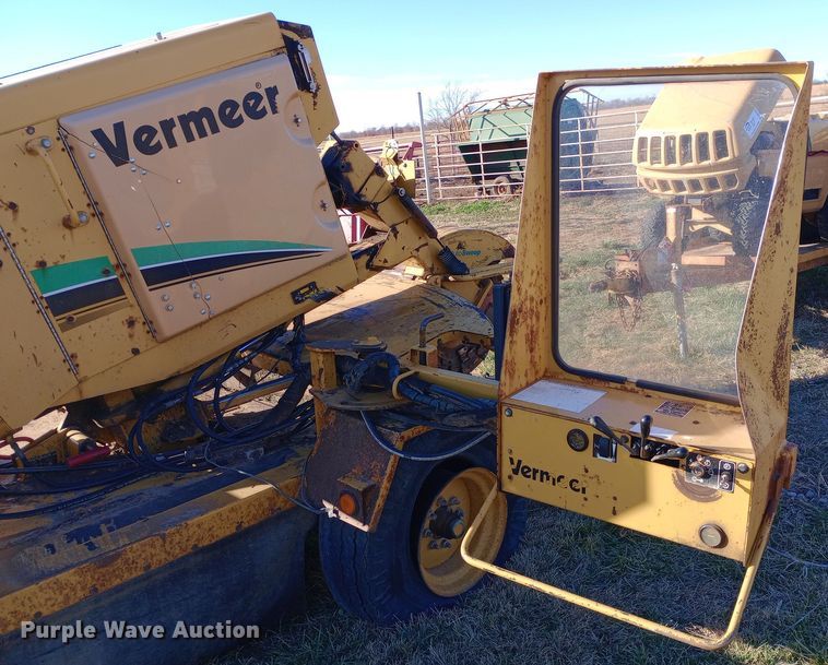 image for item DK7436 2006 Vermeer  SC1102A stump grinder