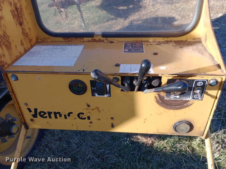 image for item DK7436 2006 Vermeer  SC1102A stump grinder