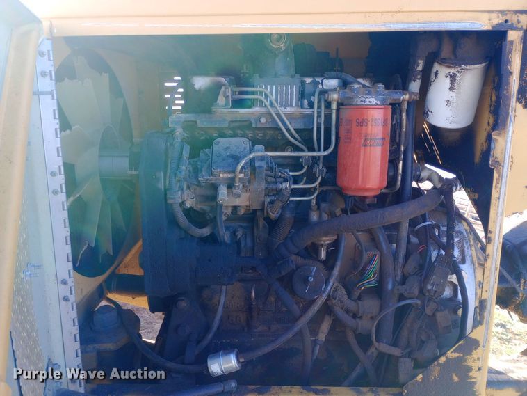 image for item DK7436 2006 Vermeer  SC1102A stump grinder