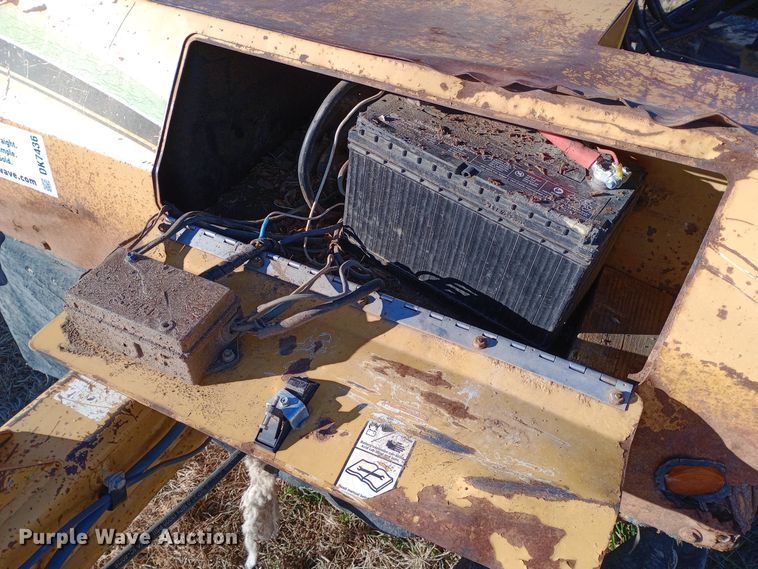 image for item DK7436 2006 Vermeer  SC1102A stump grinder