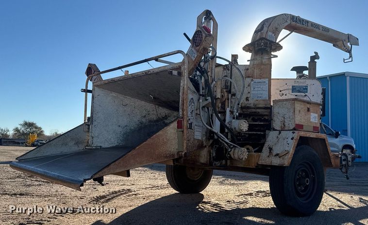 image for item DK7442 2000 Bandit 250XP wood chipper