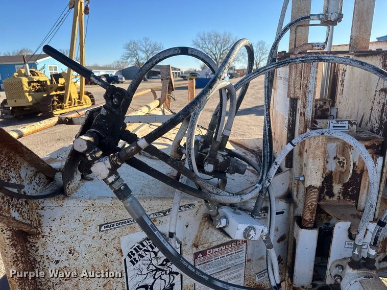 image for item DK7442 2000 Bandit 250XP wood chipper