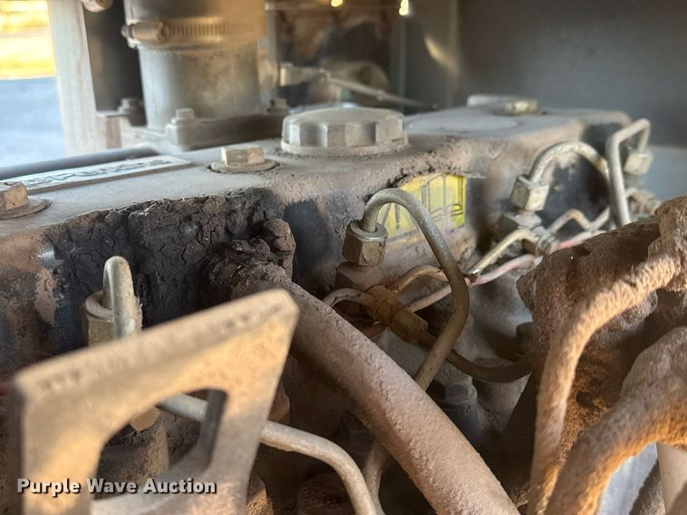 image for item DK7442 2000 Bandit 250XP wood chipper