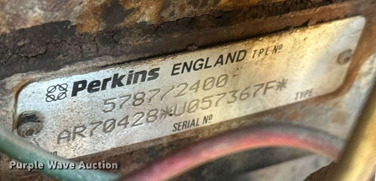 image for item DK7442 2000 Bandit 250XP wood chipper