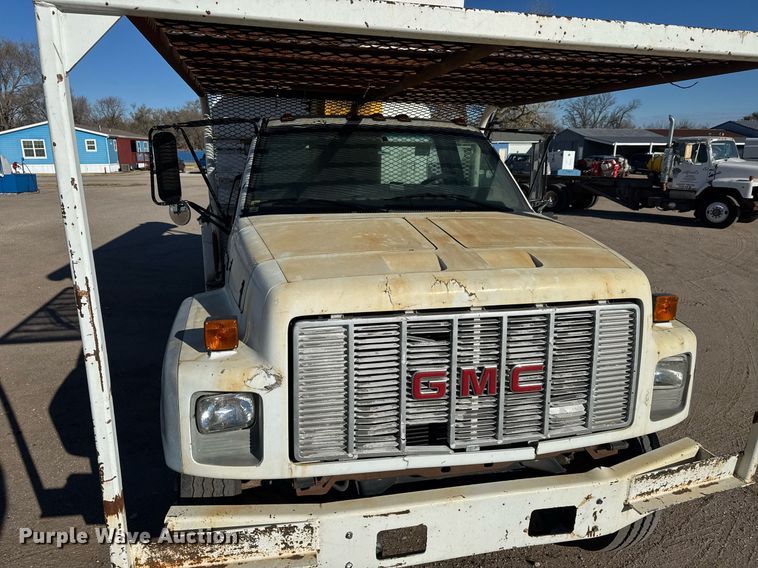 image for item DK7443 1995 GMC TopKick C6500 forestry bucket truck