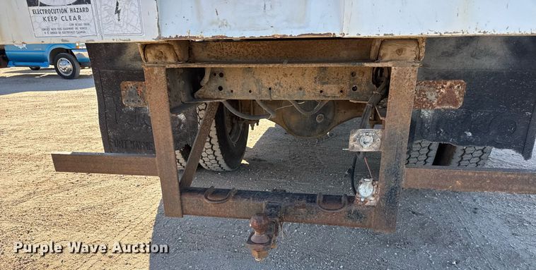 image for item DK7443 1995 GMC TopKick C6500 forestry bucket truck