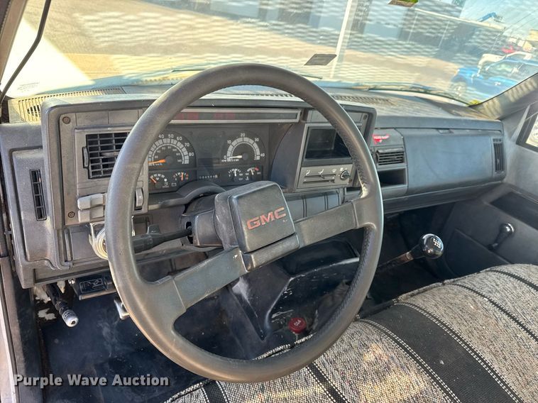 image for item DK7443 1995 GMC TopKick C6500 forestry bucket truck