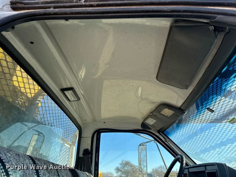 image for item DK7443 1995 GMC TopKick C6500 forestry bucket truck