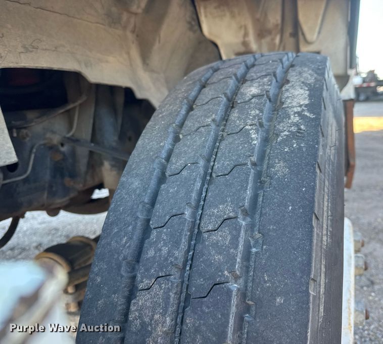 image for item DK7443 1995 GMC TopKick C6500 forestry bucket truck