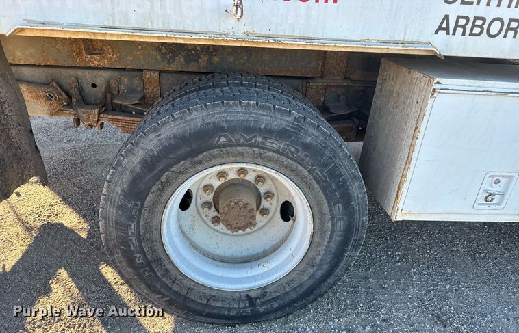 image for item DK7443 1995 GMC TopKick C6500 forestry bucket truck