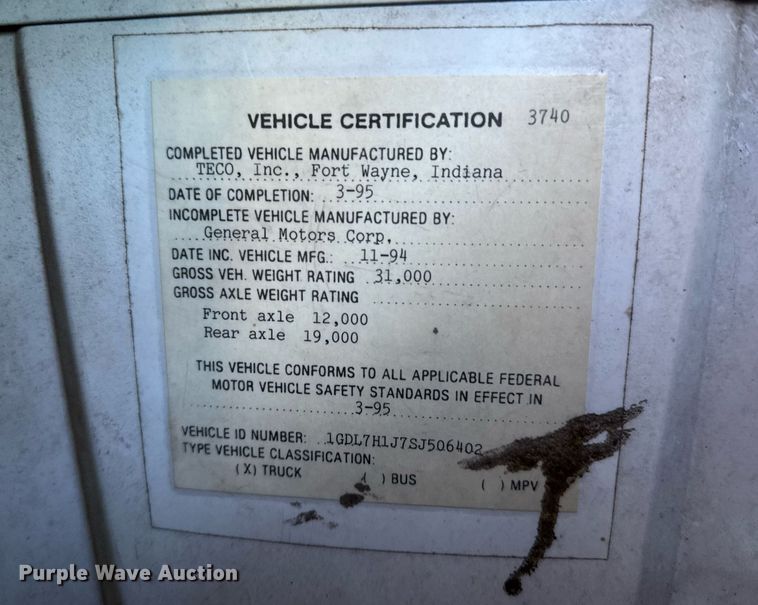 image for item DK7443 1995 GMC TopKick C6500 forestry bucket truck