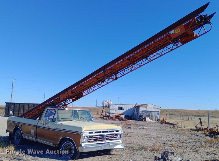 image for item DK7447 1973 Ford  F100 pickup truck with conveyor