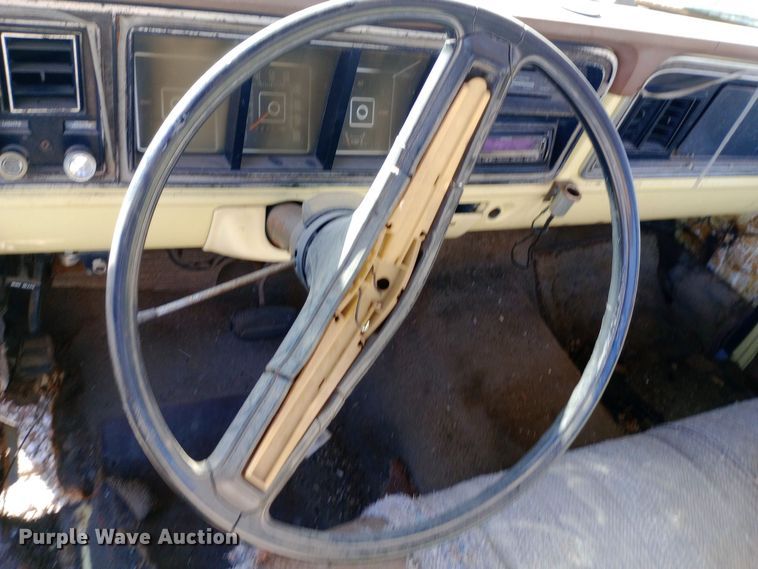 image for item DK7447 1973 Ford  F100 pickup truck with conveyor