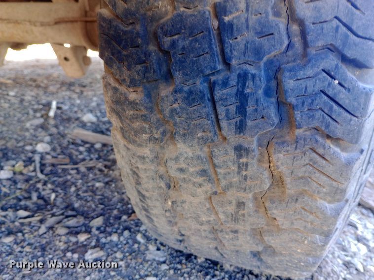 image for item DK7447 1973 Ford  F100 pickup truck with conveyor