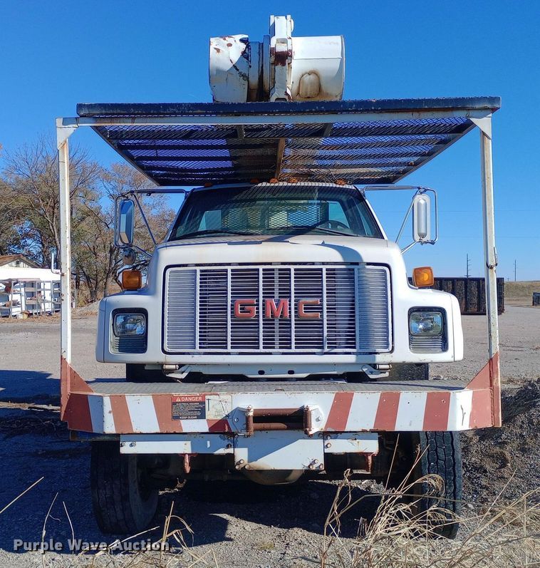 image for item DK7448 1993 GMC TopKick C6500 forestry bucket truck