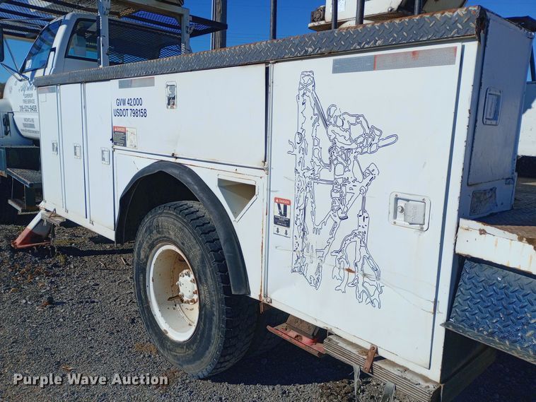 image for item DK7448 1993 GMC TopKick C6500 forestry bucket truck