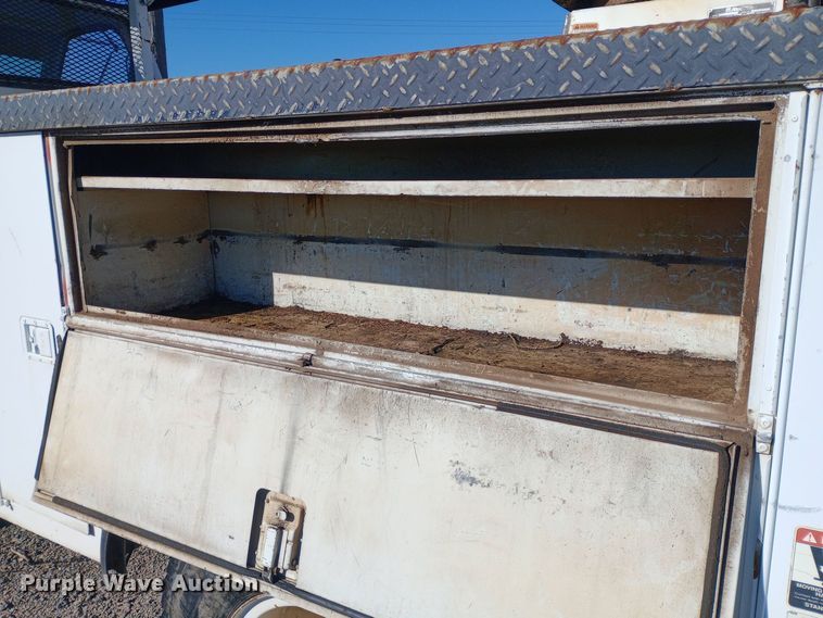 image for item DK7448 1993 GMC TopKick C6500 forestry bucket truck