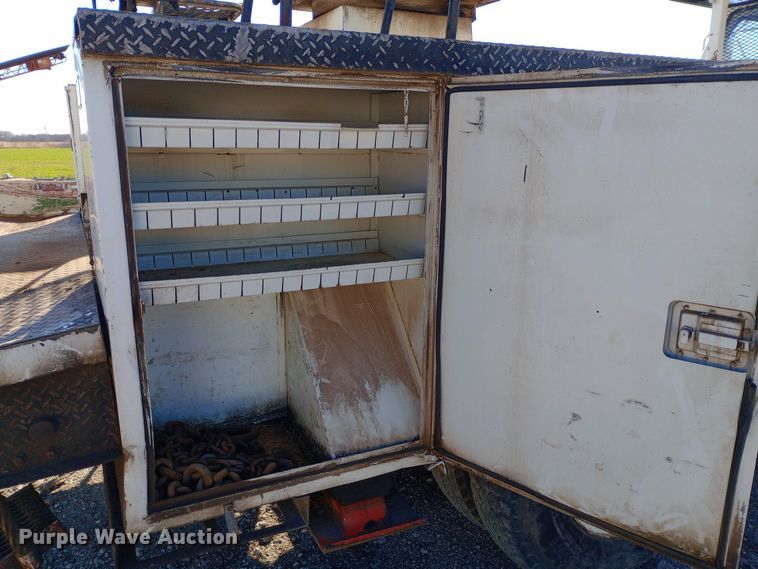 image for item DK7448 1993 GMC TopKick C6500 forestry bucket truck