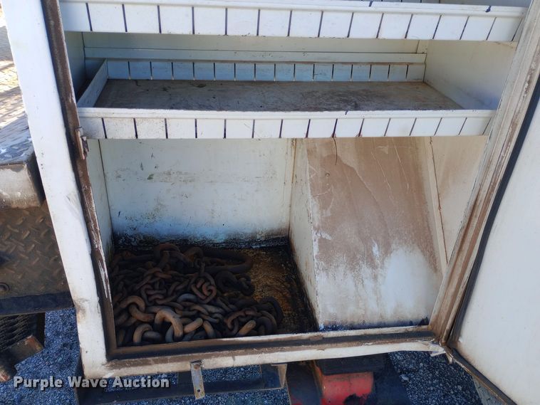 image for item DK7448 1993 GMC TopKick C6500 forestry bucket truck