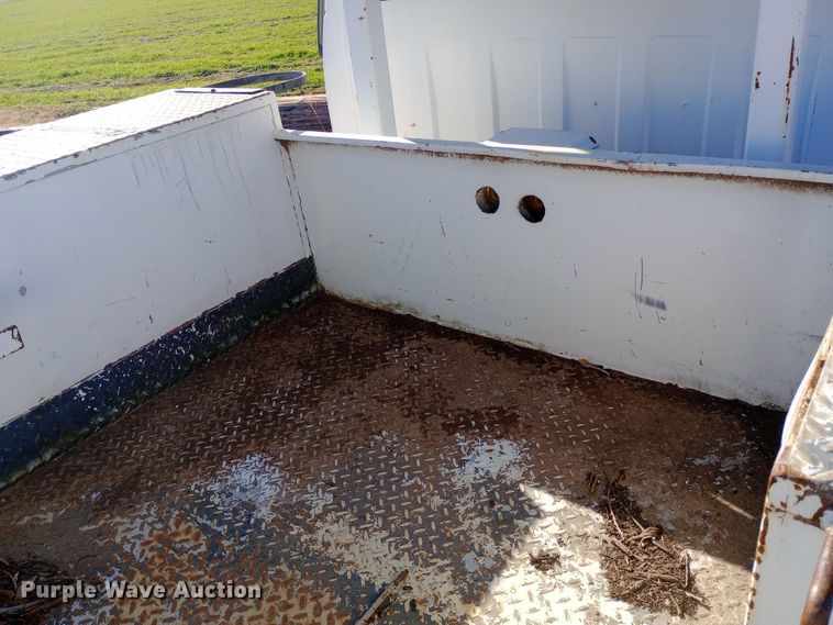 image for item DK7448 1993 GMC TopKick C6500 forestry bucket truck