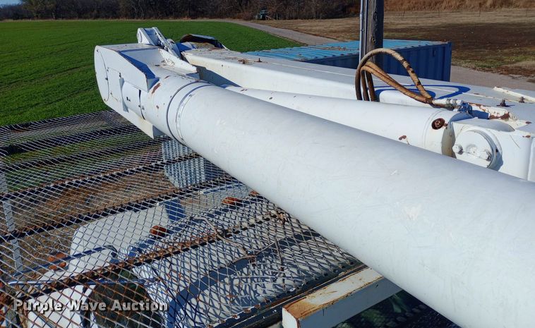 image for item DK7448 1993 GMC TopKick C6500 forestry bucket truck