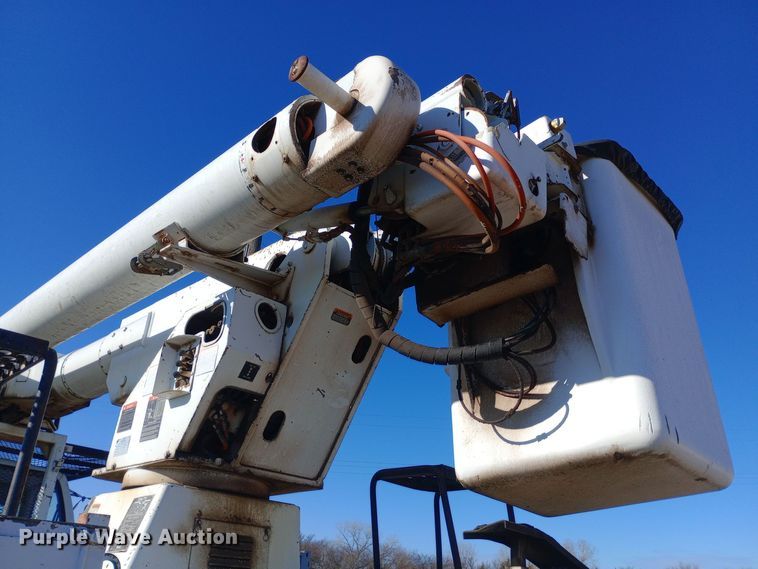 image for item DK7448 1993 GMC TopKick C6500 forestry bucket truck