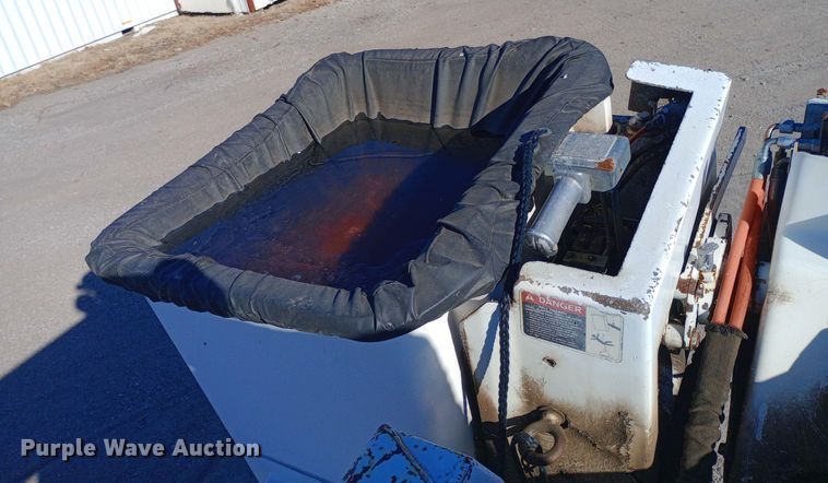 image for item DK7448 1993 GMC TopKick C6500 forestry bucket truck