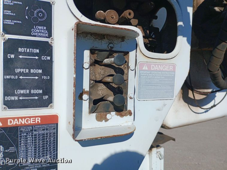 image for item DK7448 1993 GMC TopKick C6500 forestry bucket truck