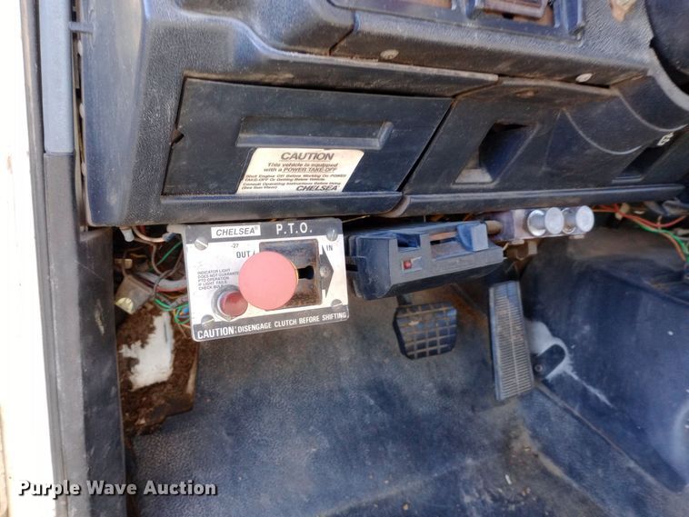 image for item DK7448 1993 GMC TopKick C6500 forestry bucket truck