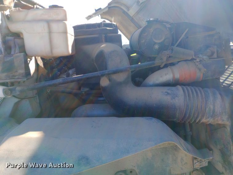 image for item DK7448 1993 GMC TopKick C6500 forestry bucket truck