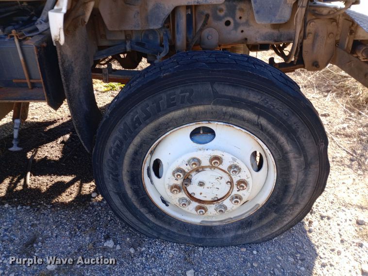 image for item DK7448 1993 GMC TopKick C6500 forestry bucket truck