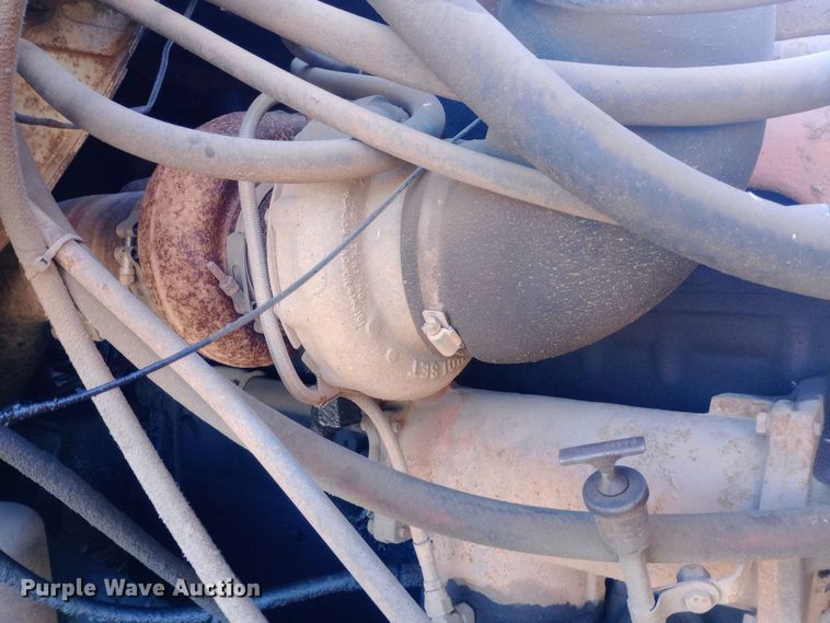 image for item DK7451 1979 International S2500 roll-off container truck