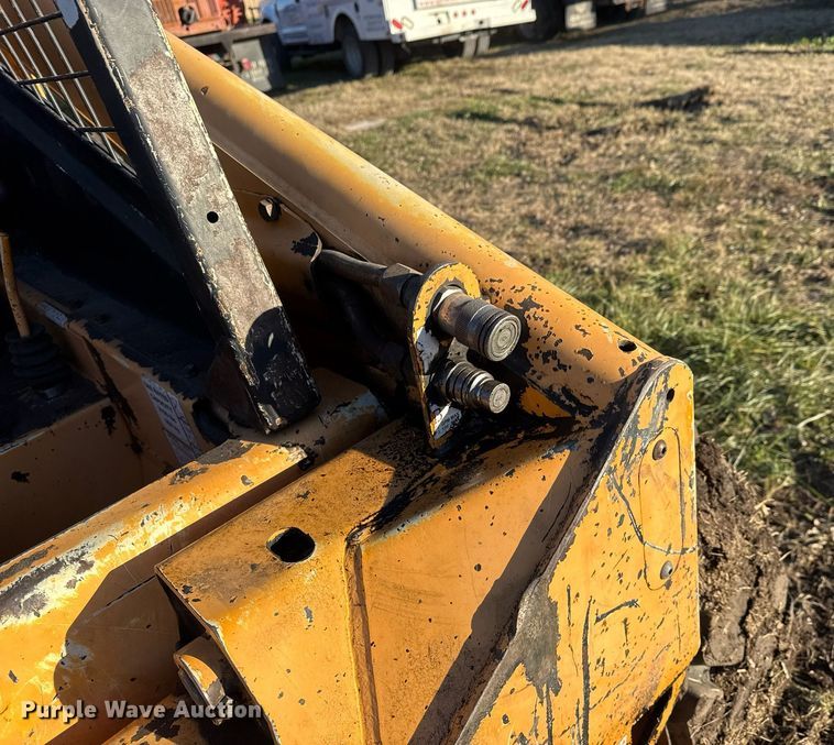 image for item DK7462 1999 Mustang 2070 skid steer loader