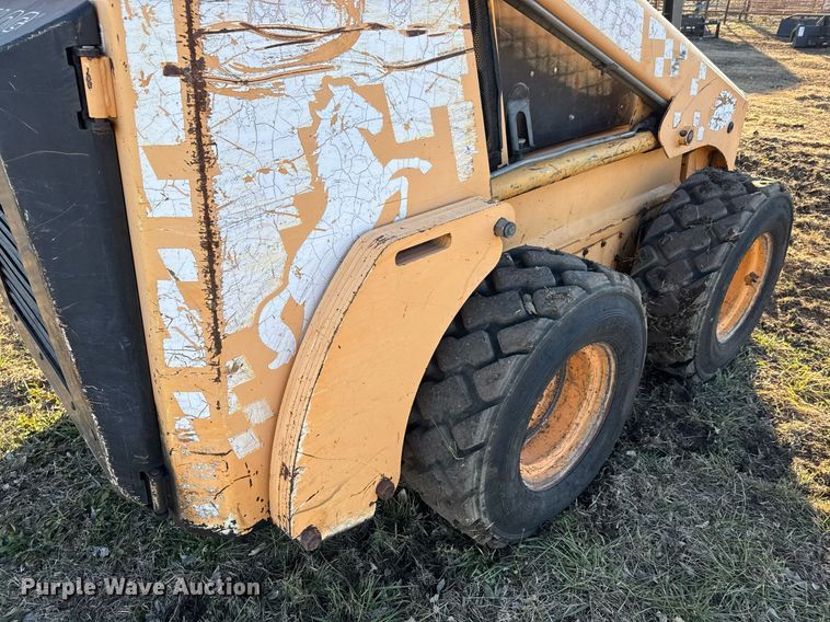 image for item DK7462 1999 Mustang 2070 skid steer loader