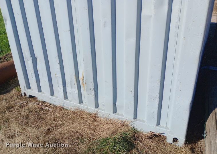 image for item DK7464 Shipping container