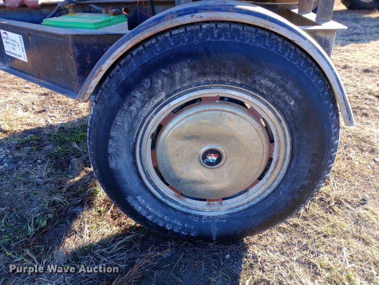 image for item DK7466 Shop built log splitter