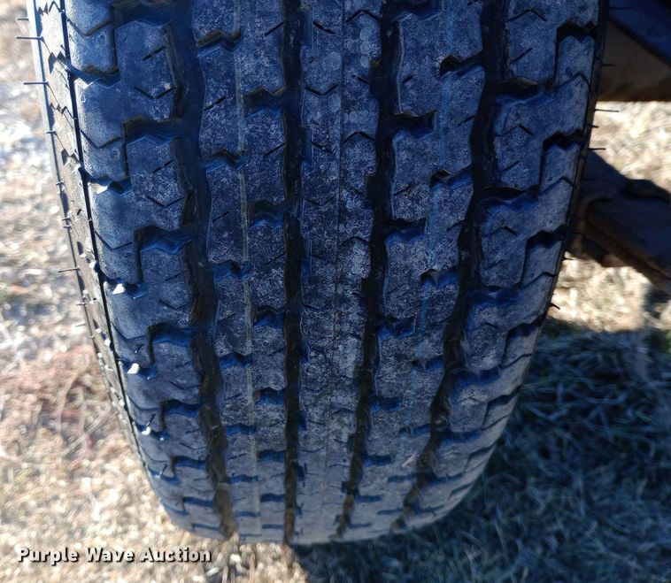 image for item DK7466 Shop built log splitter