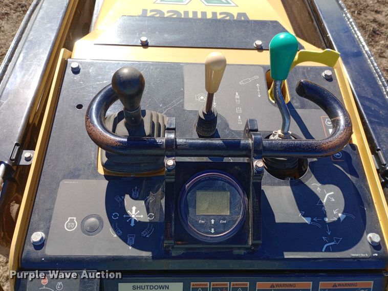 image for item DK7476 2019 Vermeer CTX100 compact utility loader