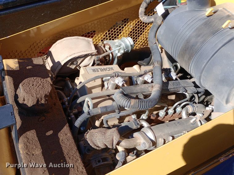 image for item DK7476 2019 Vermeer CTX100 compact utility loader