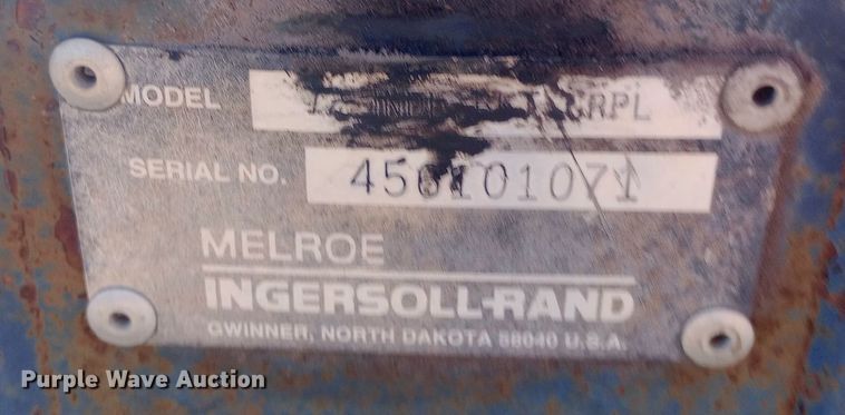 image for item DK7479 Ingersoll-Rand  skid steer grapple bucket