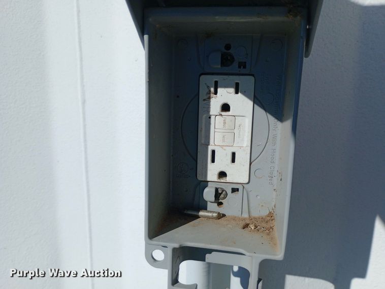 image for item DK7481 Shipping container