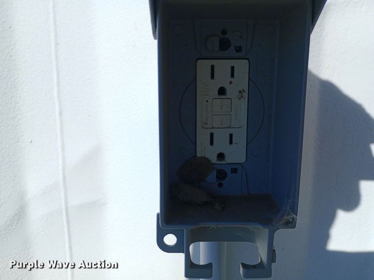 image for item DK7481 Shipping container