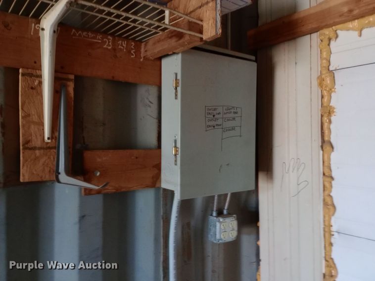 image for item DK7481 Shipping container