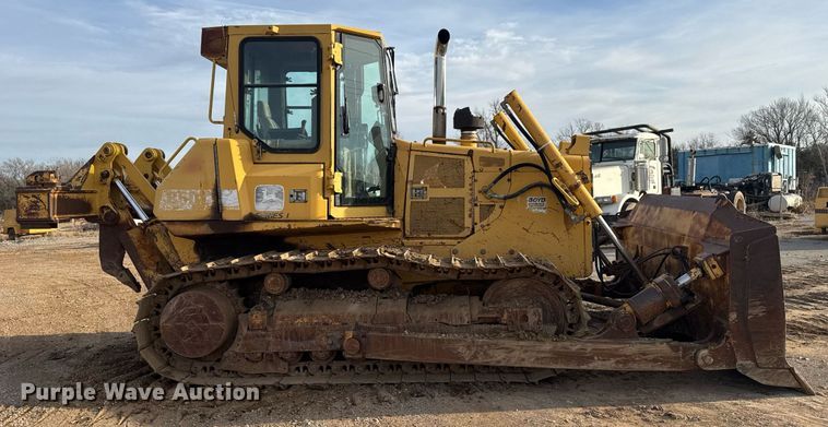 image for item DM5535 1998 John Deere 850C dozer