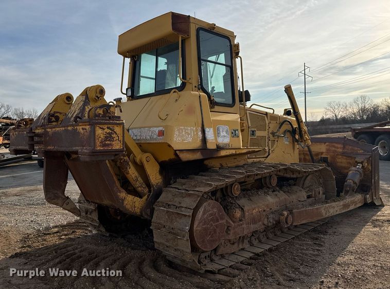 image for item DM5535 1998 John Deere 850C dozer