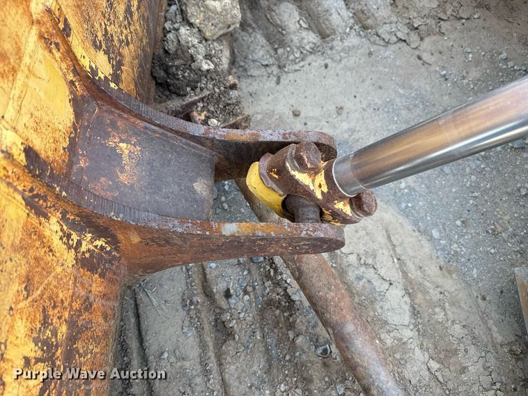 image for item DM5535 1998 John Deere 850C dozer