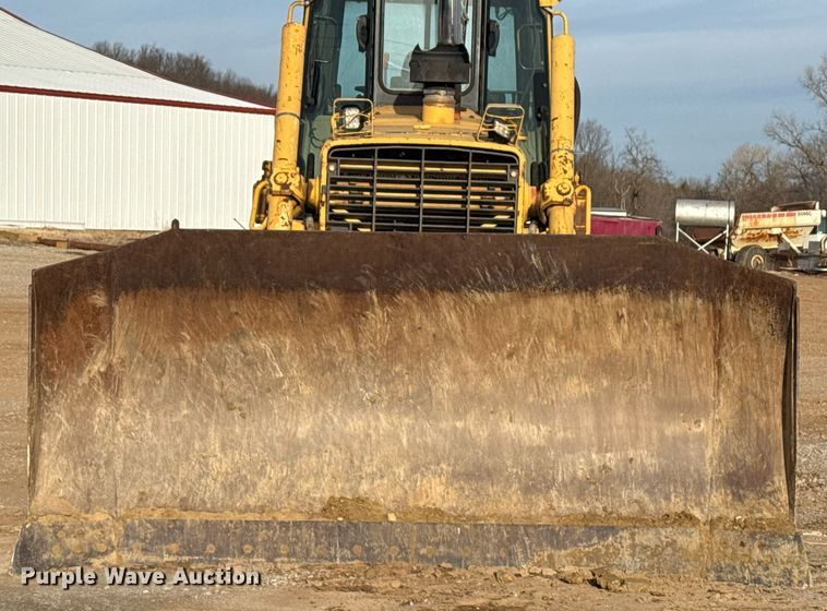 image for item DM5535 1998 John Deere 850C dozer