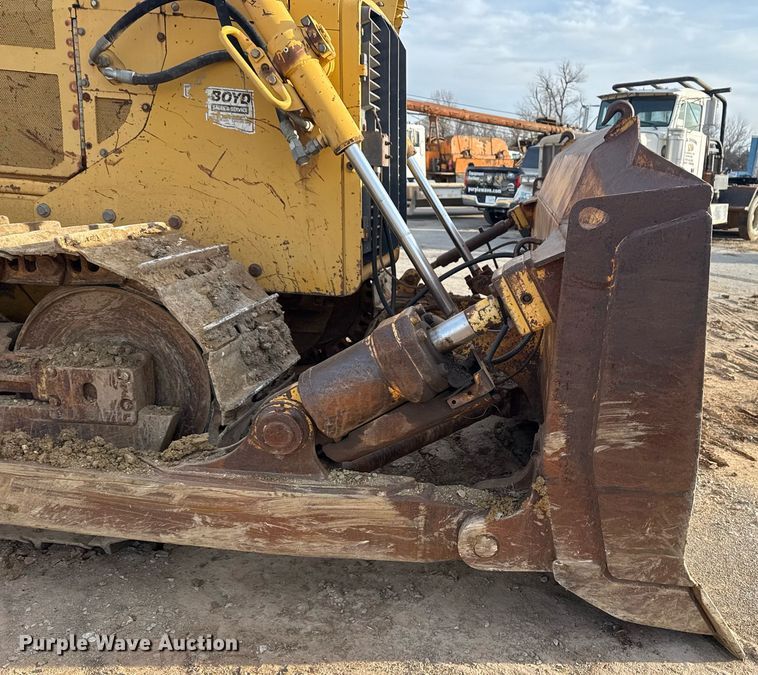 image for item DM5535 1998 John Deere 850C dozer
