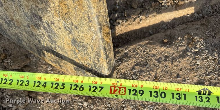 image for item DM5535 1998 John Deere 850C dozer